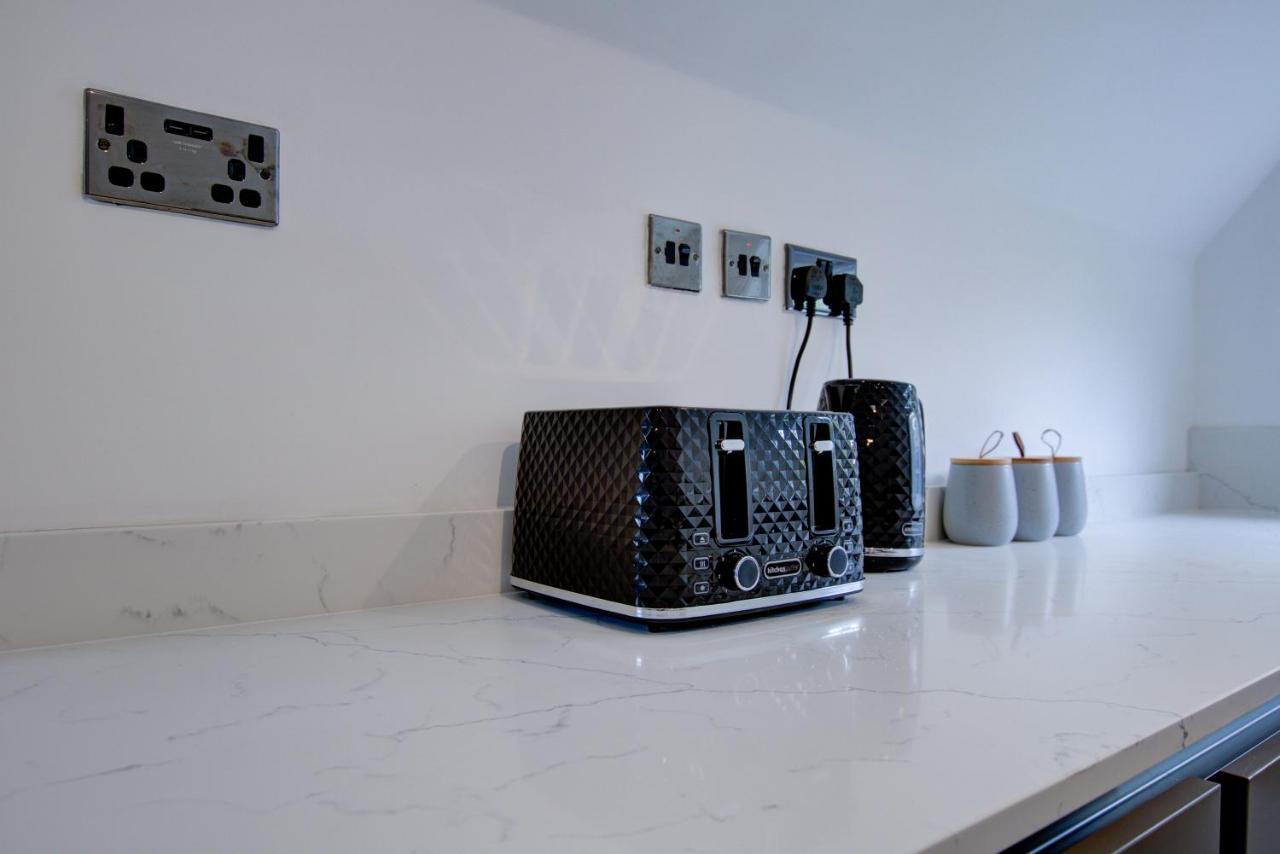 Luxury 3 Bedroom Apartment Close To Beach, Bournemouth & Meyrick Park Zewnętrze zdjęcie